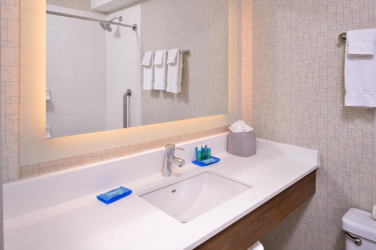 Holiday Inn Express Walnut Creek By Ihg Bagian luar foto