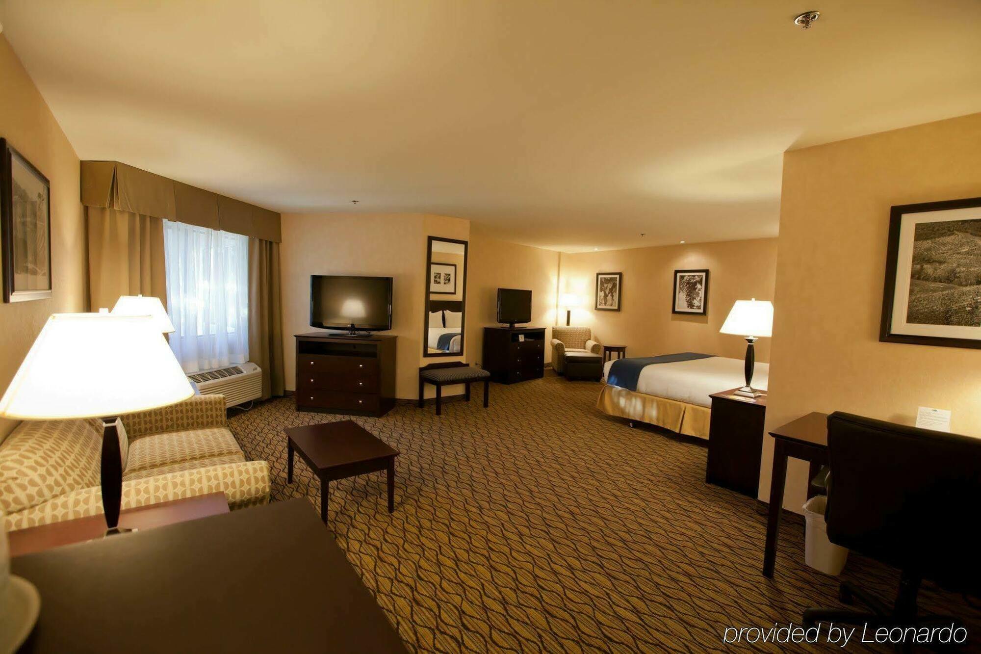 Holiday Inn Express Walnut Creek By Ihg Bagian luar foto